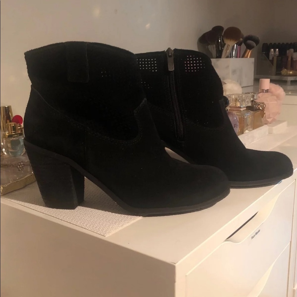Vince Camuto Hadrien Ankle Booties Black Suede